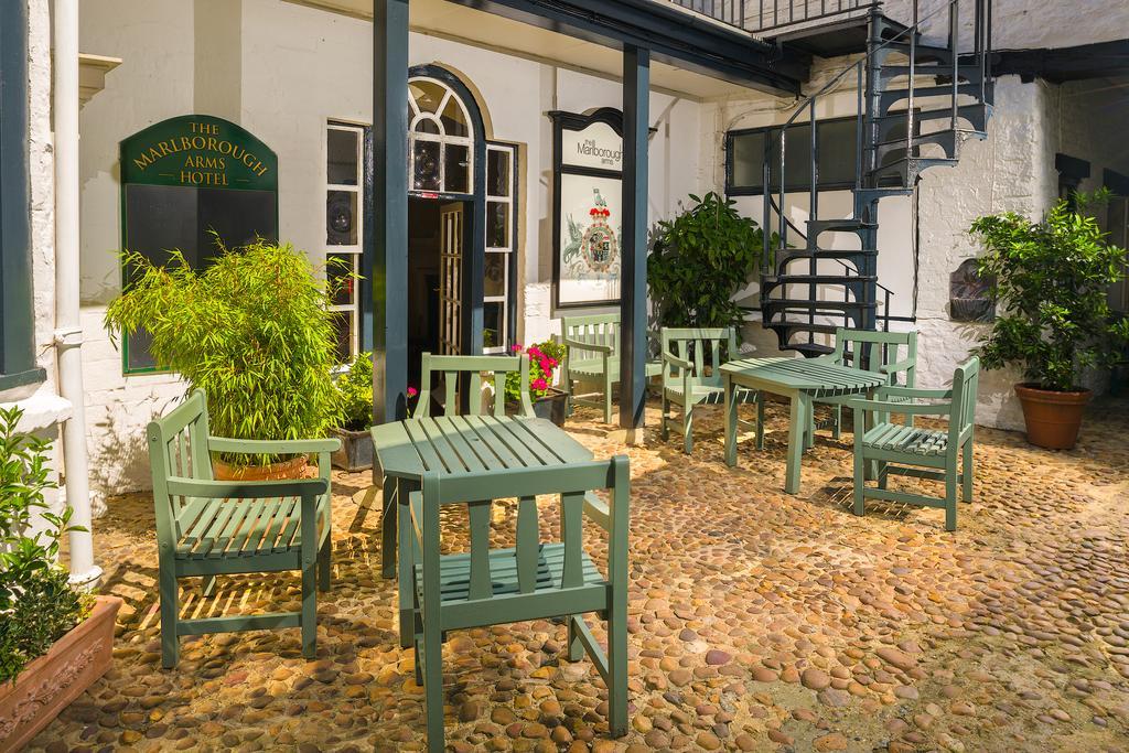 Marlborough Arms Hotel Woodstock Exterior foto